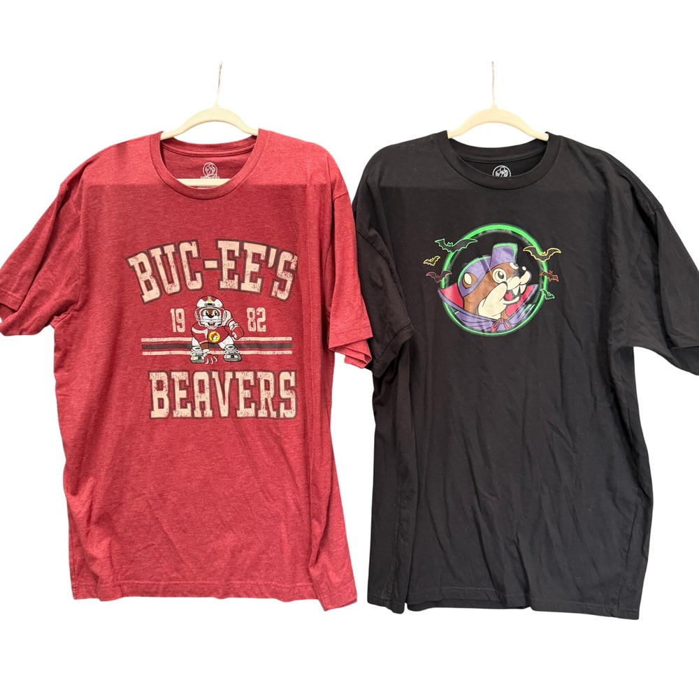 Buc-ee's Graphic T-Shirt Men 2XL 2026 Halloween Spooky Nights Beaver Football